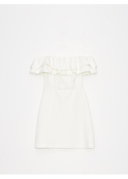 Mohito - Biała sukienka mini z odkrytymi ramionami - biały ze sklepu Mohito w kategorii Sukienki - zdjęcie 172355798