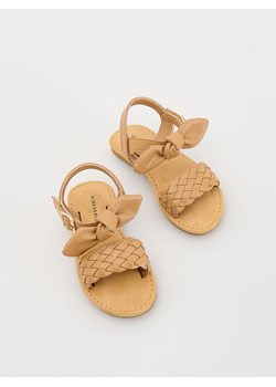 Reserved - Sandały z imitacji skóry - beżowy ze sklepu Reserved w kategorii Sandały dziecięce - zdjęcie 172357469
