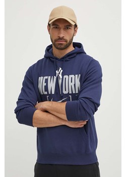 Nike bluza New York Yankees męska kolor niebieski z kapturem z nadrukiem ze sklepu ANSWEAR.com w kategorii Bluzy męskie - zdjęcie 172358299
