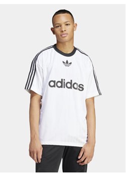 adidas T-Shirt adicolor IM9459 Biały Loose Fit ze sklepu MODIVO w kategorii T-shirty męskie - zdjęcie 172370637