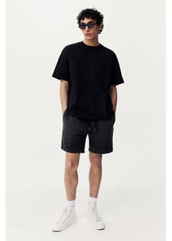H & M - Szorty dżinsowe Regular - Czarny ze sklepu H&M w kategorii Spodenki męskie - zdjęcie 172372585