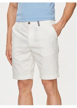 La Martina Szorty materiałowe YMB008 TW417 Biały Slim Fit ze sklepu MODIVO w kategorii Spodenki męskie - zdjęcie 172375016