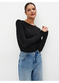 Mohito - Czarna bluzka basic - czarny ze sklepu Mohito w kategorii Bluzki damskie - zdjęcie 172379205