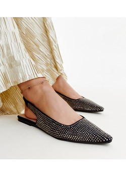Błyszczące czarne sandały z odkrytą piętą Nadiana ze sklepu gemre w kategorii Balerinki - zdjęcie 172388315