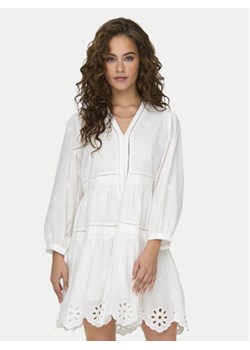 ONLY Sukienka letnia Jada 15318693 Biały Regular Fit ze sklepu MODIVO w kategorii Sukienki - zdjęcie 172400477