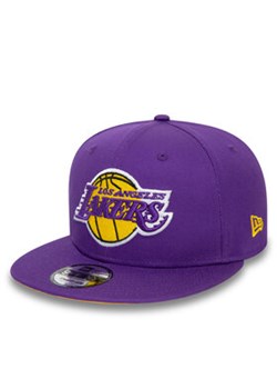 New Era Czapka z daszkiem Nba Rear Logo 950 Lakers 60503476 Fioletowy ze sklepu MODIVO w kategorii Czapki z daszkiem męskie - zdjęcie 172400509
