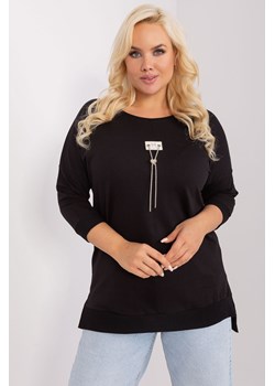 Bluzka plus size z łańcuszkiem czarny ze sklepu 5.10.15 w kategorii Bluzki damskie - zdjęcie 172402887