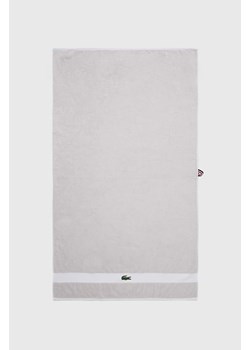Lacoste ręcznik bawełniany L Casual Argent 70 x 140 cm ze sklepu ANSWEAR.com w kategorii Ręczniki - zdjęcie 172403746