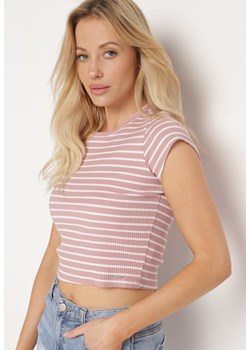 Różowy Bawełniany T-shirt Prążkowany o Krótkim Kroju Quedara ze sklepu Born2be Odzież w kategorii Bluzki damskie - zdjęcie 172410255