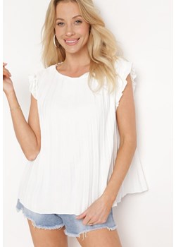 Biała Koszulka Top Plisowany z Krótkim Rękawem Cevaga ze sklepu Born2be Odzież w kategorii Bluzki damskie - zdjęcie 172410397