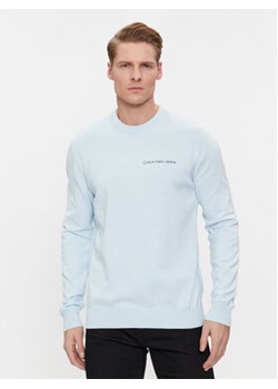 Calvin Klein Jeans Sweter Institutional Essentials Sweater J30J324974 Błękitny Regular Fit ze sklepu MODIVO w kategorii Swetry męskie - zdjęcie 172415635