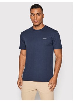 Calvin Klein T-Shirt Micro Logo Interlock K10K109894 Granatowy Regular Fit ze sklepu MODIVO w kategorii T-shirty męskie - zdjęcie 172416076