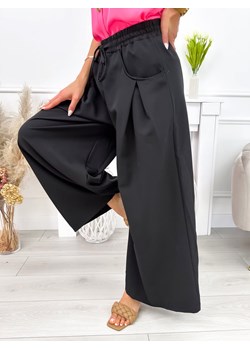 Czarne Szerokie Spodnie z Kieszeniami ze sklepu ModnaKiecka.pl w kategorii Spodnie damskie - zdjęcie 172416299