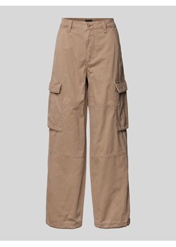 Spodnie cargo z nakładanymi kieszeniami ze sklepu Peek&Cloppenburg  w kategorii Spodnie damskie - zdjęcie 172417509