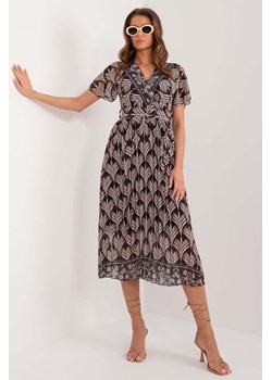 Wzorzysta sukienka z paskiem czarno-beżowa ze sklepu 5.10.15 w kategorii Sukienki - zdjęcie 172420188