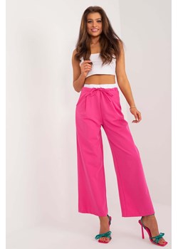 Eleganckie spodnie z podwójną talią fuksjowe ze sklepu 5.10.15 w kategorii Spodnie damskie - zdjęcie 172420256
