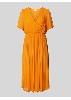 Sukienka midi w kopertowym stylu model ‘JANELLE’ ze sklepu Peek&Cloppenburg  w kategorii Sukienki - zdjęcie 172420609