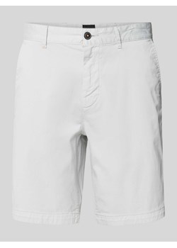 Szorty chinosy o kroju slim fit ze szlufkami na pasek ze sklepu Peek&Cloppenburg  w kategorii Spodnie męskie - zdjęcie 172420636
