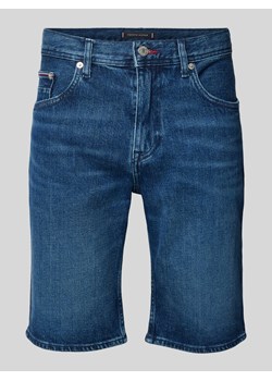 Szorty jeansowe o kroju regular fit z 5 kieszeniami model ‘BROOKLYN’ ze sklepu Peek&Cloppenburg  w kategorii Spodenki męskie - zdjęcie 172425709