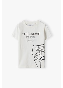 Biały t-shirt chłopięcy bawełniany The game is on ze sklepu 5.10.15 w kategorii T-shirty chłopięce - zdjęcie 172428855