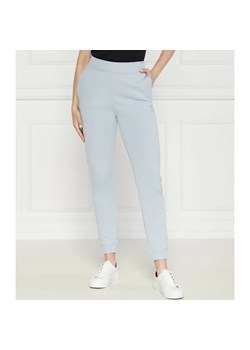HUGO Spodnie dresowe Nelfinia | Regular Fit ze sklepu Gomez Fashion Store w kategorii Spodnie damskie - zdjęcie 172431437
