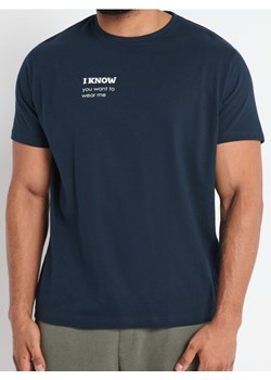 Sinsay - Koszulka z nadrukiem - granatowy ze sklepu Sinsay w kategorii T-shirty męskie - zdjęcie 172433198