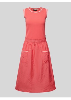 Sukienka o długości do kolan z wpuszczanymi kieszeniami ze sklepu Peek&Cloppenburg  w kategorii Sukienki - zdjęcie 172435309