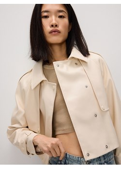 Reserved - Krótka kurtka z imitacji skóry - kremowy ze sklepu Reserved w kategorii Kurtki damskie - zdjęcie 172438159