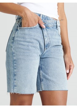 Sinsay - Szorty jeansowe - niebieski ze sklepu Sinsay w kategorii Szorty - zdjęcie 172445105