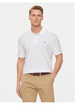 Gant Polo Shield 2210 Biały Regular Fit ze sklepu MODIVO w kategorii T-shirty męskie - zdjęcie 172529209