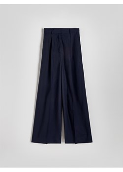 Reserved - Spodnie z lnem - granatowy ze sklepu Reserved w kategorii Spodnie damskie - zdjęcie 172531996