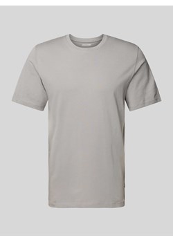 T-shirt z detalem z logo model ‘ORGANIC’ ze sklepu Peek&Cloppenburg  w kategorii T-shirty męskie - zdjęcie 172536616