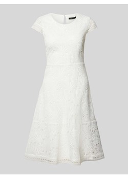 Sukienka o długości do kolan z koronką szydełkową ze sklepu Peek&Cloppenburg  w kategorii Sukienki - zdjęcie 172536815