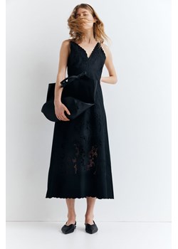 H & M - Sukienka z haftem angielskim - Czarny ze sklepu H&M w kategorii Sukienki - zdjęcie 172547717
