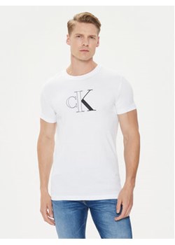 Calvin Klein Jeans T-Shirt Outline Monologo J30J325678 Biały Slim Fit ze sklepu MODIVO w kategorii T-shirty męskie - zdjęcie 172550328