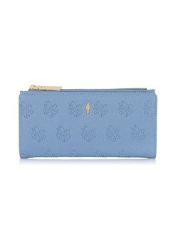 Błękitny portfel damski z tłoczeniem ze sklepu OCHNIK w kategorii Portfele damskie - zdjęcie 172551147