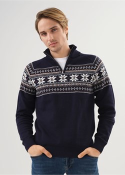 Granatowy sweter męski we wzór norweski ze sklepu OCHNIK w kategorii Swetry męskie - zdjęcie 172553318