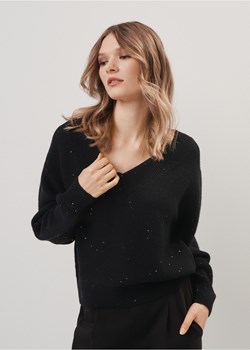 Luźny czarny sweter damski z cekinami ze sklepu OCHNIK w kategorii Swetry damskie - zdjęcie 172553559