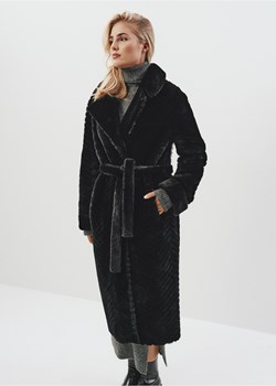 Długi czarny pikowany kożuch damski ze sklepu OCHNIK w kategorii Płaszcze damskie - zdjęcie 172555847