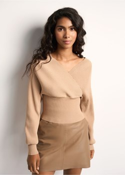 Beżowy sweter damski ze sklepu OCHNIK w kategorii Swetry damskie - zdjęcie 172556658