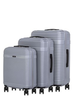 Komplet walizek na kółkach 19''/24''/28'' ze sklepu OCHNIK w kategorii Walizki - zdjęcie 172556768