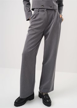 Szare spodnie damskie z dżetami ze sklepu OCHNIK w kategorii Spodnie damskie - zdjęcie 172556977