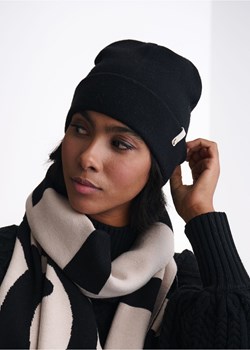 Klasyczna czarna czapka damska ze sklepu OCHNIK w kategorii Czapki zimowe damskie - zdjęcie 172557847