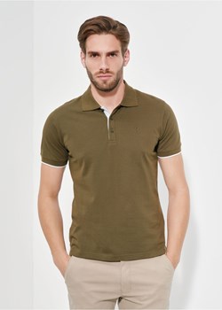 Koszulka polo męska w kolorze khaki ze sklepu OCHNIK w kategorii T-shirty męskie - zdjęcie 172558338