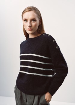 Granatowy sweter damski w paski ze sklepu OCHNIK w kategorii Swetry damskie - zdjęcie 172558618