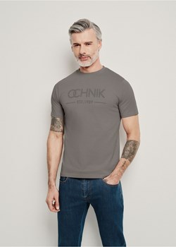 Szary T-shirt męski z logo ze sklepu OCHNIK w kategorii T-shirty męskie - zdjęcie 172559206