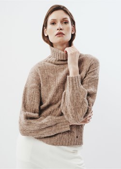 Beżowy sweter damski z golfem ze sklepu OCHNIK w kategorii Swetry damskie - zdjęcie 172564137