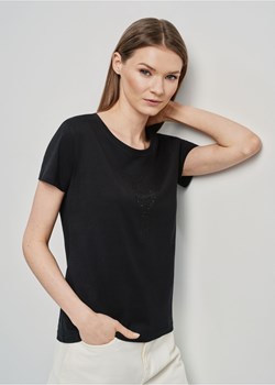 T-shirt damski czarny z ozdobną wilgą ze sklepu OCHNIK w kategorii Bluzki damskie - zdjęcie 172564358