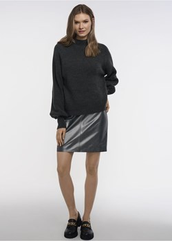 Prążkowany półgolf damski ze sklepu OCHNIK w kategorii Swetry damskie - zdjęcie 172565016