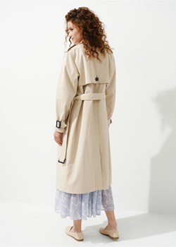 Beżowy płaszcz damski z paskiem ze sklepu OCHNIK w kategorii Płaszcze damskie - zdjęcie 172566559